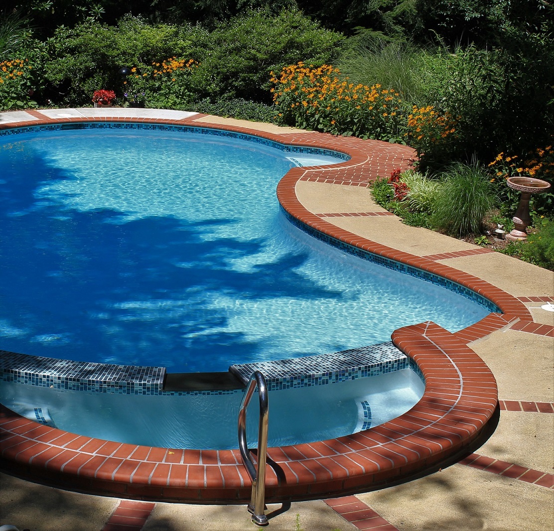 Pool Coping - 200 Plantation Red 1