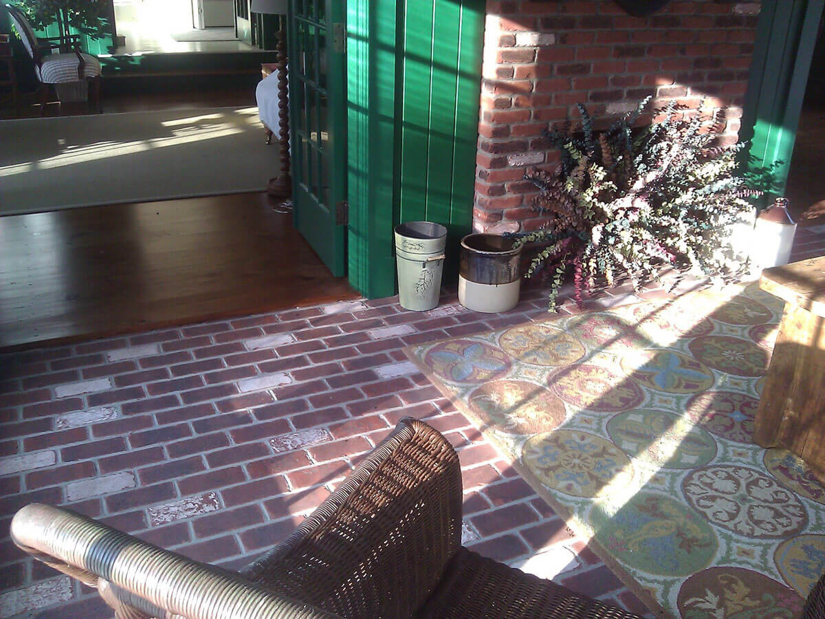 Thin Brick - Custom Blend Tumbled Vee Brick - Fireplace Floor BFT