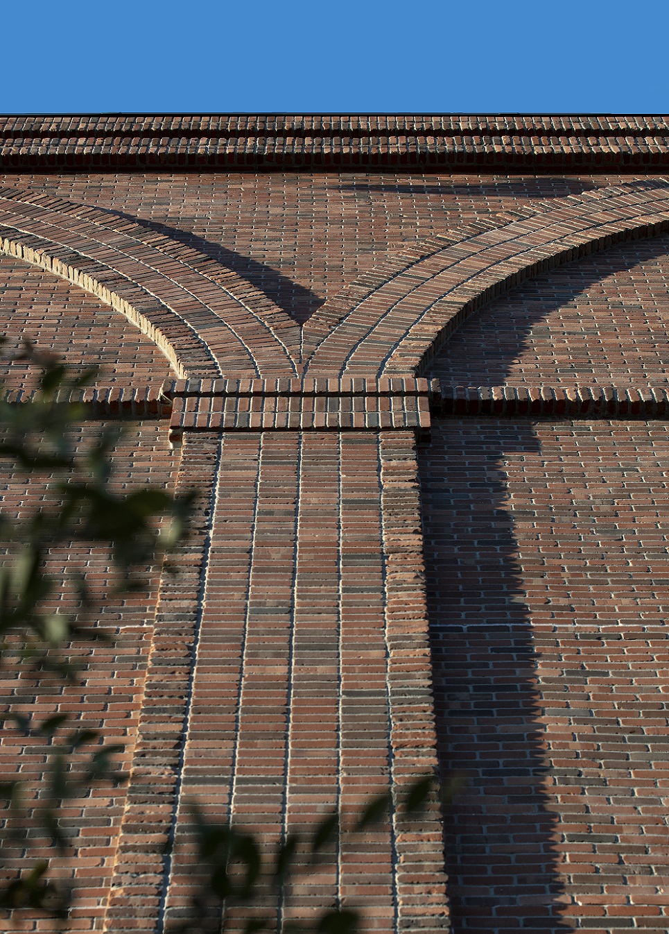 Thin Brick - Ybor City Tumbled Vee Brick - Old Brickyard Collection 6